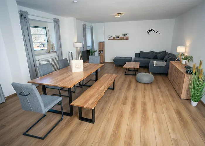 Pott-Alm, Zentrale Grosse Ferienwohnung Im Herzen Bad Reichenhalls Mit 3 Schlafzimmern
